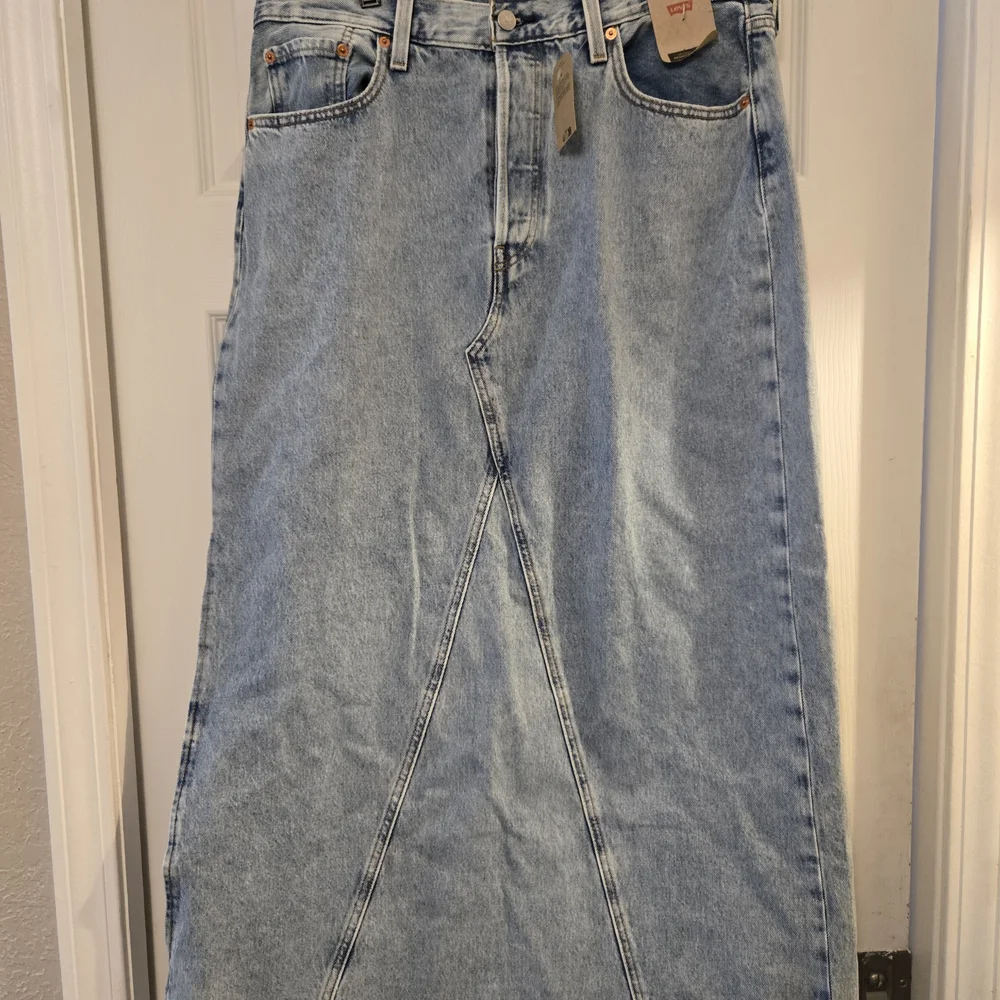 Levi's Light Blue Denim Skirt - Picture 1 of 7